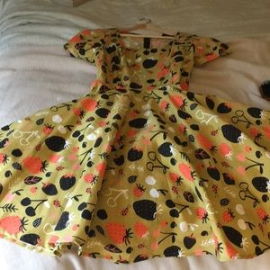 Brand new Nooworks strawberry dress size XL!